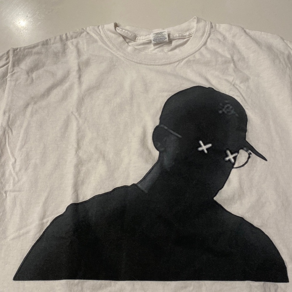 Logic t shirt worn once sz L but oversized